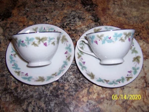 2 Sets CUPS SAUCERS 4 Pc VINTAGE FINE CHINA MSI 6701 Grape Vines Leaves NEW COND - Picture 1 of 2