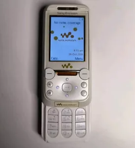 RARE Sony Ericsson Walkman W850i - White MP3 Slider Phone 1GB MS Duo (Rogers) - Picture 1 of 3