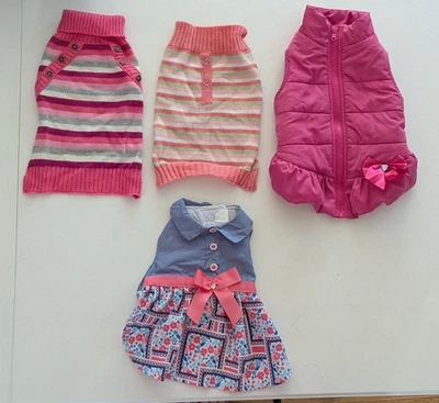 Lote 4 Petco Rosa Puffer Chaqueta Bond Co Rayas Suéteres Denim Vestido Talla Pequeña  Foto 1 de 4