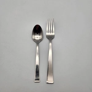 Wallace Julienne Stainless Flatware Lot Of 2 Dinner Fork & Teaspoon - Picture 1 of 4