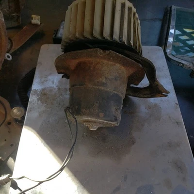 UNO CARGADOR DODGE PLYMOUTH GTX ORIGINAL USADO 1971-1973 CALENTADOR VENTILADOR MOTOR Foto 1 de 2