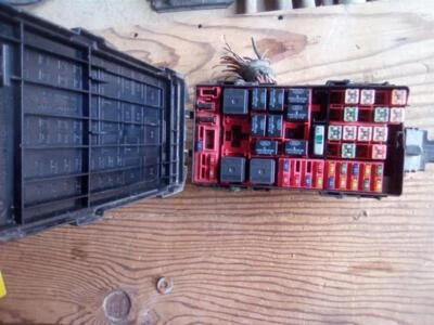 Fuse Box Engine Fits 00-02 EXPEDITION 422874 Foto 1 de 2
