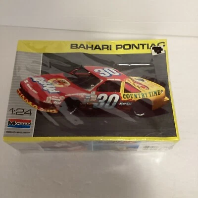 Monogram, Stock Car,#30 Bahari Pontiac Model 1/ 24 Scale ￼ - Image 1 of 4