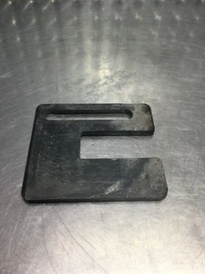 KUBOTA RTV900W9-H LOCK LEVER BRACKET K7561-98900 t411 - Picture 1 of 3