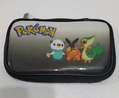 Estuche de viaje para personajes Pokemon Nintendo DS características Oshawott, Tepig y Snivy 2011 Foto 1 de 4