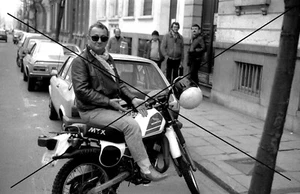 PHOTO DE COLUCHE - Picture 1 of 1