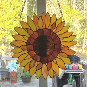 Round Sunflower Design Window Panel Suncatcher 16in Tiffany Style Stained Glass - Picture 1 of 4