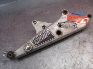 HONDA CB900 VOETSTEUNPLAAT BRACKET FOOTPEGS RH 50640-438-610 - Imagen 1 de 2