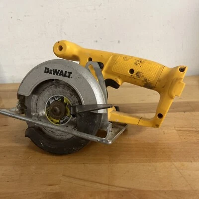 Dewalt DW935 14.4V Cordless 5-3/8" Circular Trim Saw - TOOL ONLY - Image 1 of 4