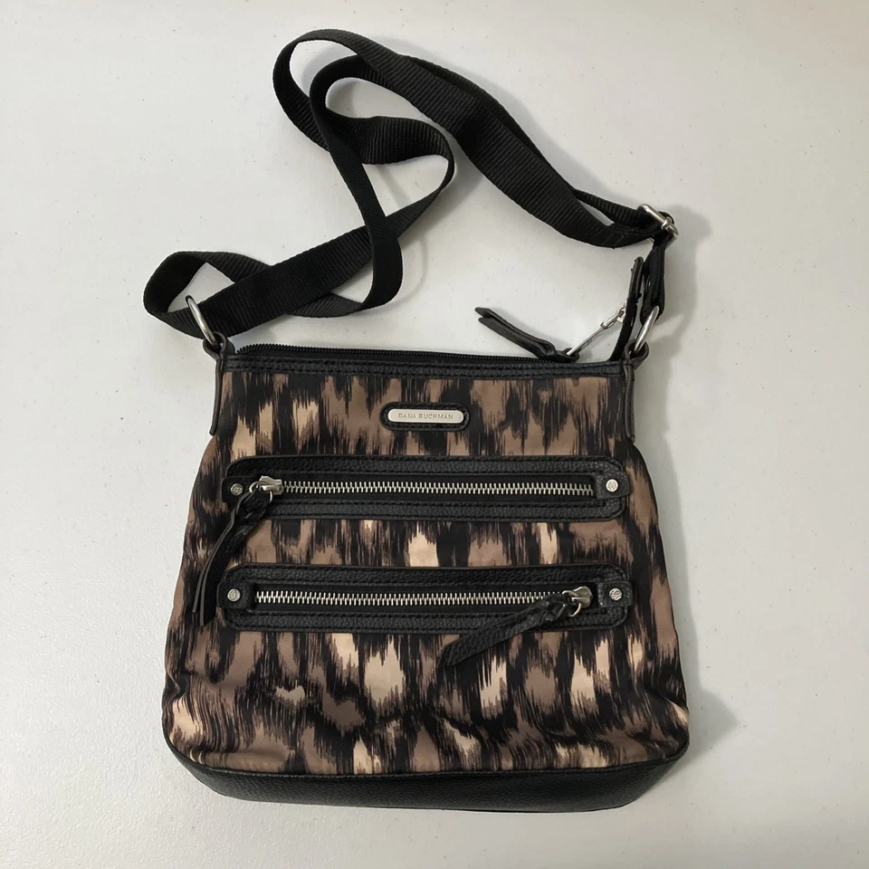 Mujer Dana Buchman Estampado Cartera Bandolera Leopardo Guepardo Nylon Foto 1 de 4