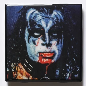 KISS Alive II Gene Simmons COASTER Cubierta Trasera Azulejo Cerámico - Imagen 1 de 6