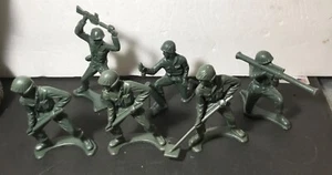 Vintage Tim Mee Large 4-5" Green Army Men Toy Soldier Made In USA Lot of 6 - Picture 1 of 15
