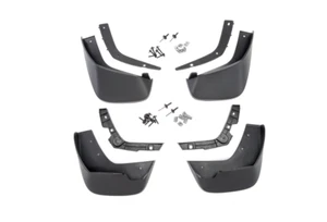 Protectores contra salpicaduras delanteros y traseros moldeados negros GM OEM 42769761 2024-2026 - Imagen 1 de 3