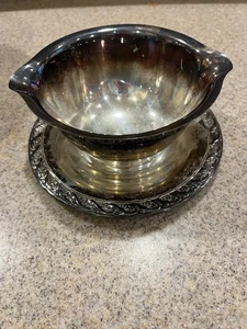 WM Rogers and Son Frühlingsblume viktorianische versilberte Sauciere 2013 - Bild 1 von 5