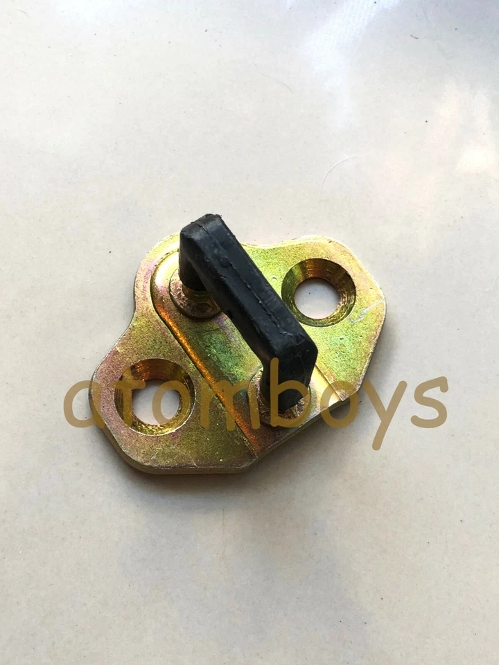 PARA NISSAN DATSUN Pathfinder carrocería dura D21 720 STANZA CERRADURA PUERTA PESTILLO GOLPEADOR Foto 1 de 4