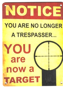 NOTICE YOU ARE NOW A TARGET - Retro Man Cave / Shed Wooden Sign - 20cm x 15cm - Picture 1 of 1