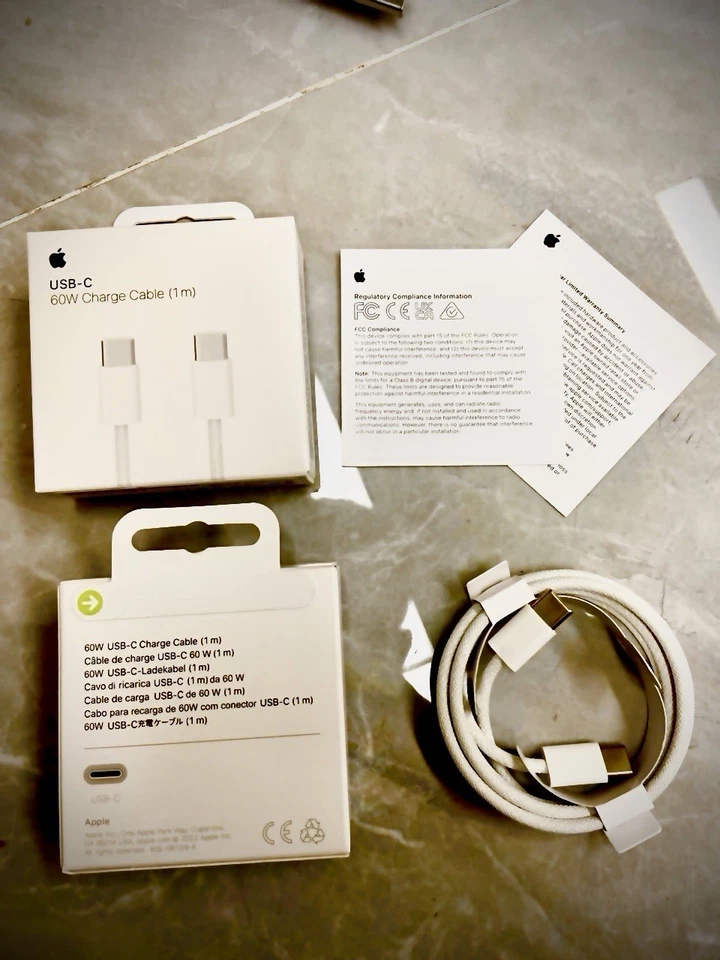 OEM Apple 60w USB-C Or Lightning Cable And 20W Fast Charger Adapter Cord iPhone - Image 1 of 2