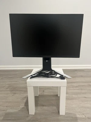 Alienware AW2720HF 27-inch 1080p 240Hz LCD Gaming Monitor - Image 1 of 4