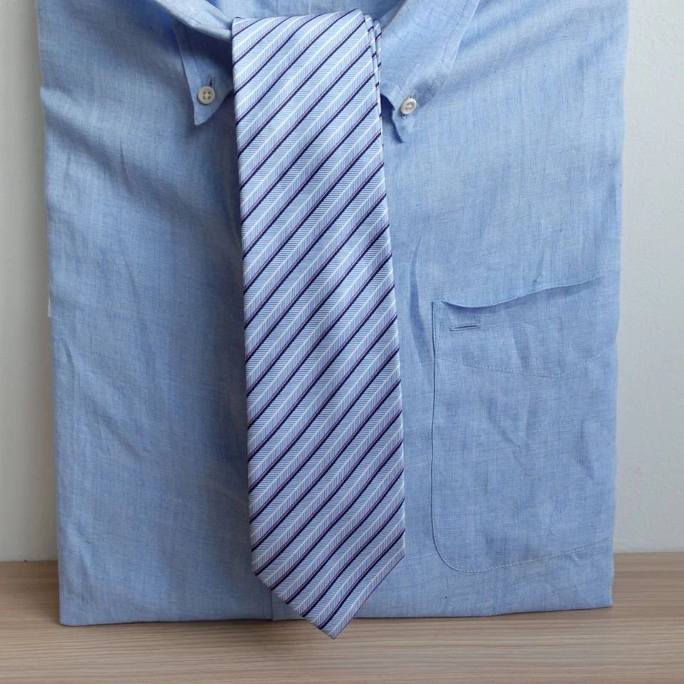 Corbata de cuello a rayas Repp para hombre punta de flecha azul tejida formal boda SMITH SCOTT Londres Foto 1 de 4