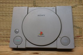 Playstation 1 Console SCPH-7000 Japan PS1 Very Good Condition!