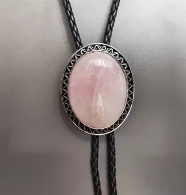 Collar de boda con corbata bolo de piedra de cristal rosa para hombre padrino vaquero occidental Foto 1 de 4
