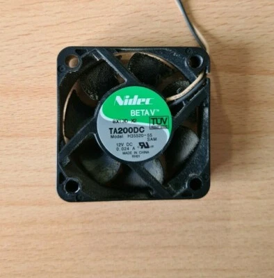 NIDEC Ventola 50mm 50x50x15 H35520-55 12V DC Air Fan 0,024A 5cm 2 Fili (+/-) - Image 1 of 4