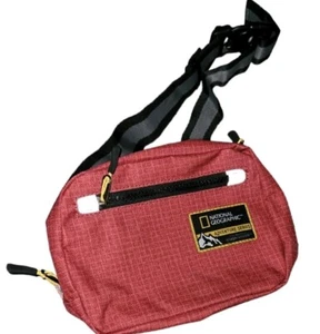 National Geographic Adventure Series ROT Gürteltasche Bauchtasche  - Bild 1 von 6