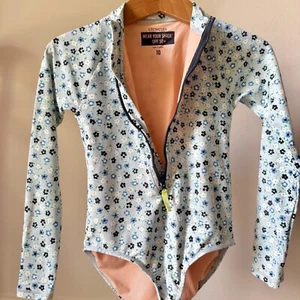 JCREW CREW CUTS SIZE 10 LONG SLEEVE RASH GAURD ONE PIECE SWIMSUIT BLUE FLORAL - Picture 1 of 12