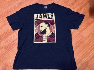 Vintage Majestic NBA Lebron James #23 Cleveland Cavaliers Tee T-Shirt, Erwachsene XL - Bild 1 von 9