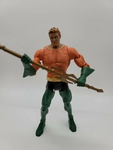 DC Universe Classics Wave 2 Grodd CNC Series AQUAMAN Short Hair Figure & Trident - Picture 1 of 5