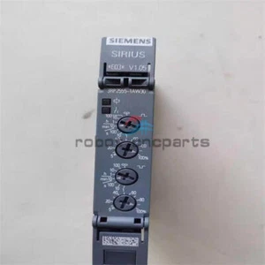 ONE Siemens time relay 3RP2555-1AW30 NEW - Picture 1 of 1
