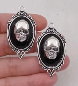 Gothic Skull Cabochon Charm Pendants 3pk - Picture 1 of 1