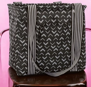 Bolso de Mano Thirty-One Pequeño Utilitario con Punta Superior Chevron Mango a Rayas Blanco y Negro - Imagen 1 de 5