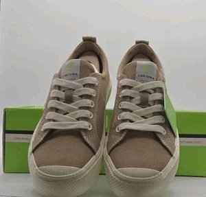Cariuma OCA Low Burnt Sand Canvas contrast thread Sneaker size US : W 7.5 / M 6 - Picture 1 of 5