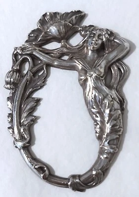 Exquisito aplique de plata Art Nouveau vintage. Foto 1 de 4