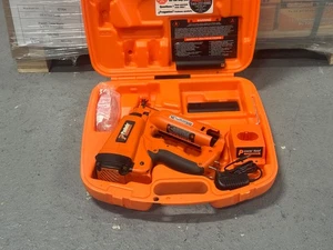 PASLODE IM65 ANGOLARE 2° FIX BRADDER .TOOL 120 KIT COMPLETO OTTIMO - Foto 1 di 5