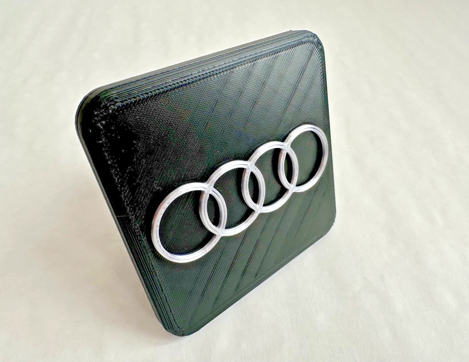 Capa/plugue/tampa de engate de reboque Audi para receptores de 2" e 1,25" - Imagem 1 de 2