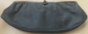 VINTAGE 90er WILDLEDER GRAU HERGESTELLT IN FRANKREICH CLUTCH/BAGUETTE, HUMMERVERSCHLUSS 13" X 5,3" - Bild 1 von 3