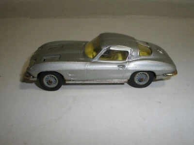Corgi Toys Chevrolette Corvette Stingray - Image 1 of 4