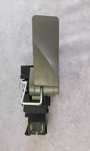 HOOVER WHOLE HOUSE REWIND UH71250 BRUSHROLL SHUT OFF PEDAL - Picture 1 of 3