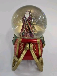 Here Come Santa Glitterdome - Picture 1 of 3