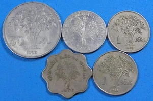 Vietnam Lot of 5 Coins 1960 to 1971, Combined Shipping - Picture 1 of 2