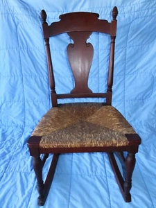 VINTAGE RARE ANTIQUE SHAKER  ROCKING CHAIR  MAKE A REASONABLE OFFER - Picture 1 of 11
