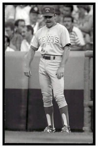 Toby Harrah (1990) Texas Rangers Vintage Baseball Postcard PCTX - Picture 1 of 2