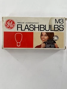 Vintage GE M3 Cera Flashbulbs Bulbs 4 total. - Picture 1 of 6