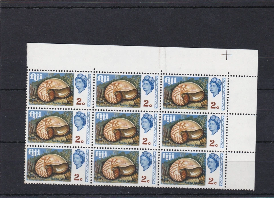 Fiji - Chambered nautilus shell - MNH block of 9 x 2c stamps 1968 - Изображение 1 из 1