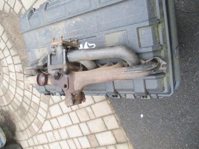 1933 1934 Pierce Arrow 8 Cylinder Intake & Exhaust Manifolds Used - Image 1 of 4