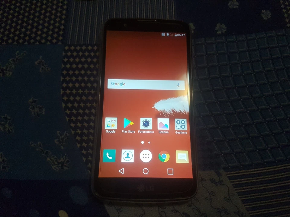 Smartphone Lg K10 K420N LTE Praticamente Nuovo - Immagine 1 di 4