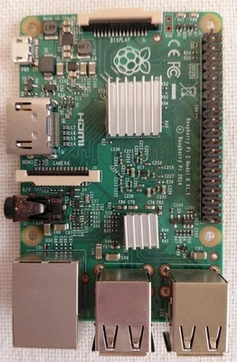 Raspberry Pi 2 Model B V1.1 with Case - Image 1 of 4