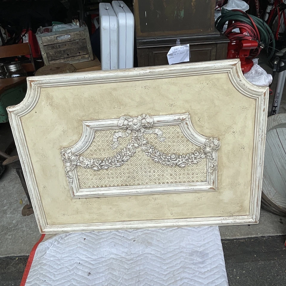 Vintage headboard - Image 1 of 2